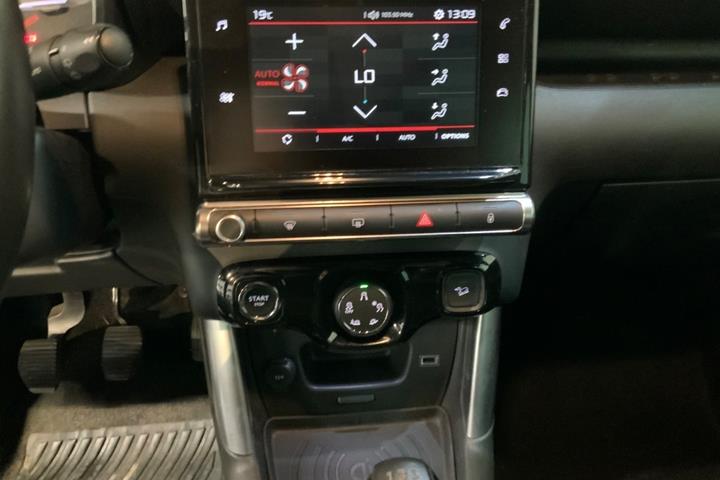Orange Citroën C3 Aircross fra 2017