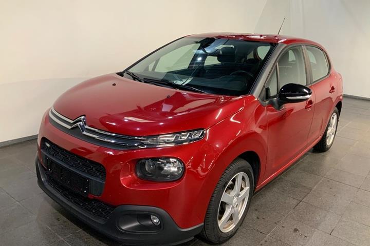 Rød Citroën C3 fra 2017