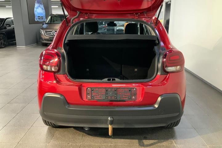 Rød Citroën C3 fra 2017