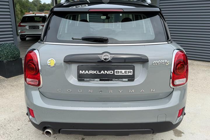 Grå Mini Countryman Cooper SE fra 2020