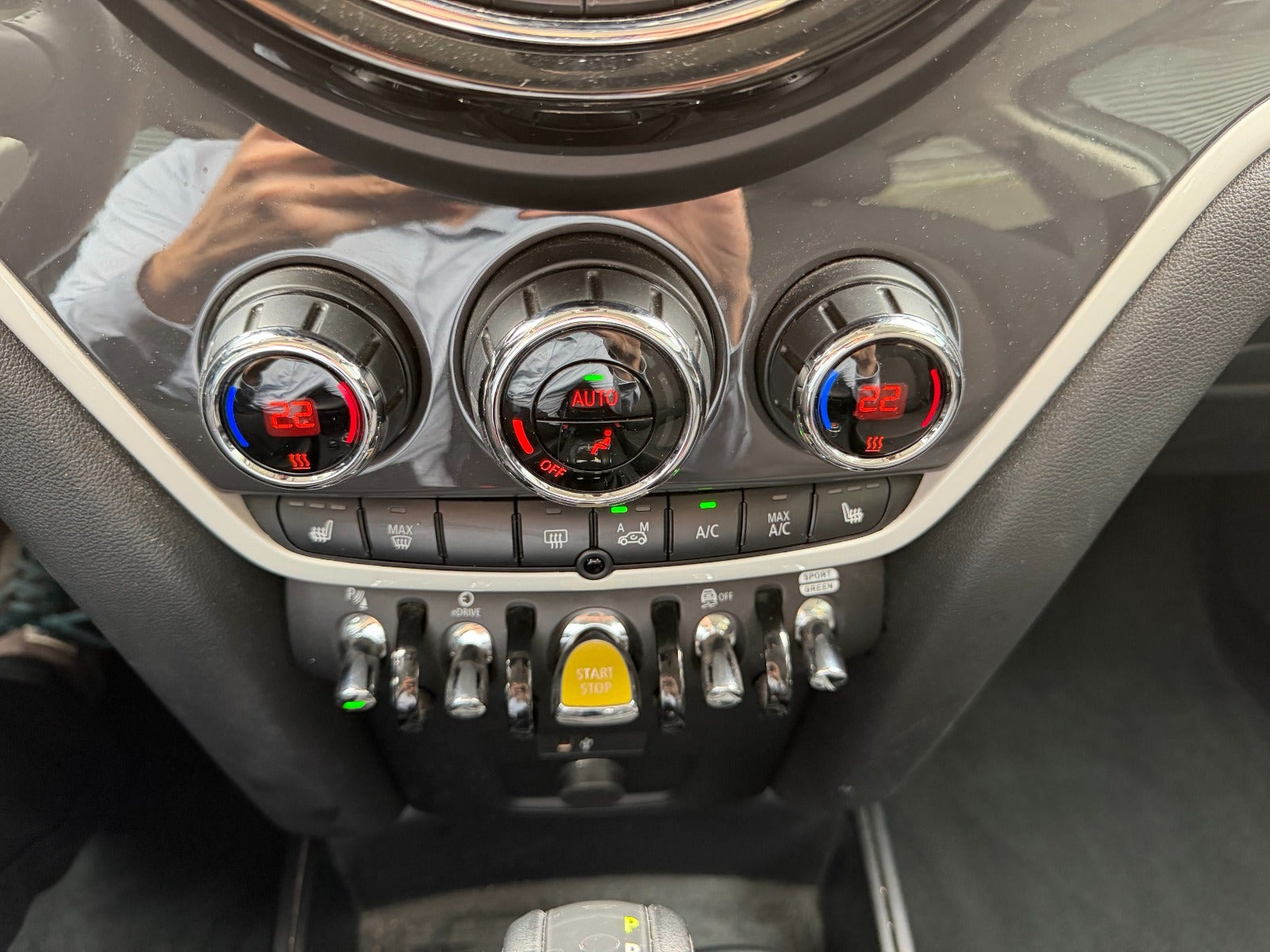 Grå Mini Countryman Cooper SE fra 2020