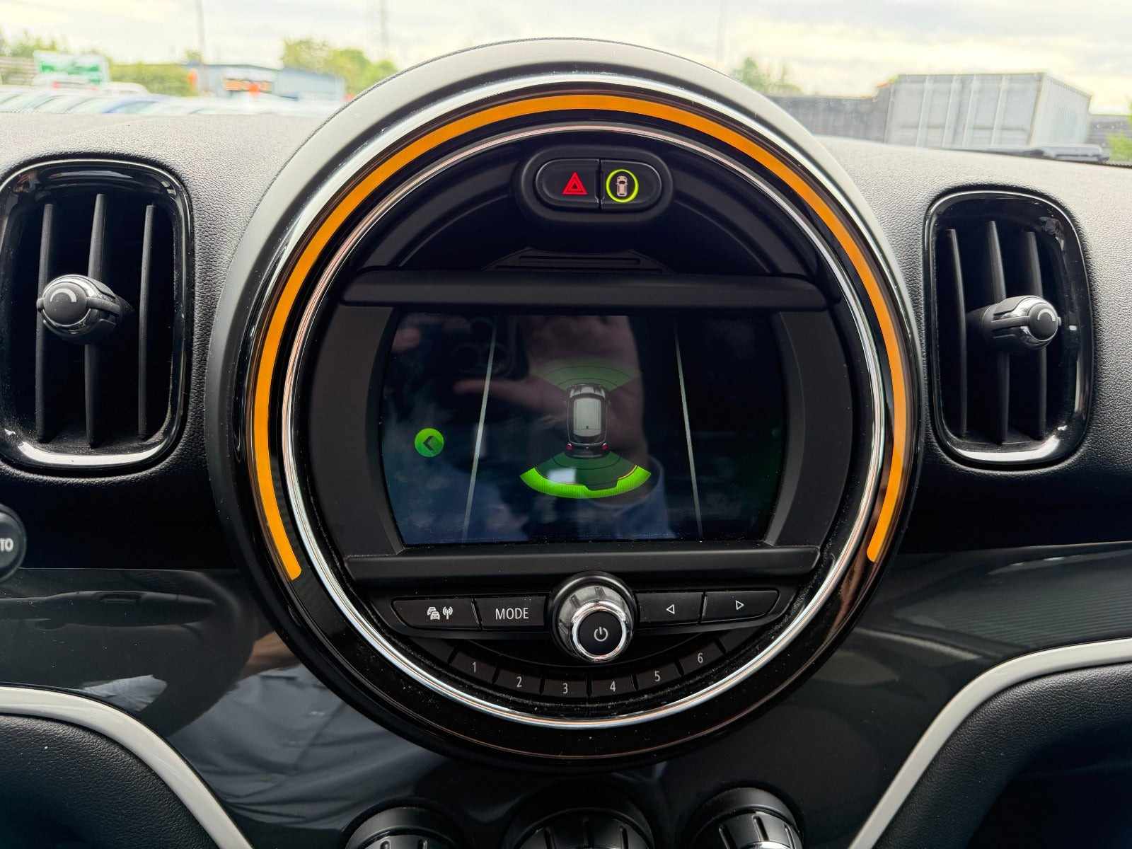 Grå Mini Countryman Cooper SE fra 2020