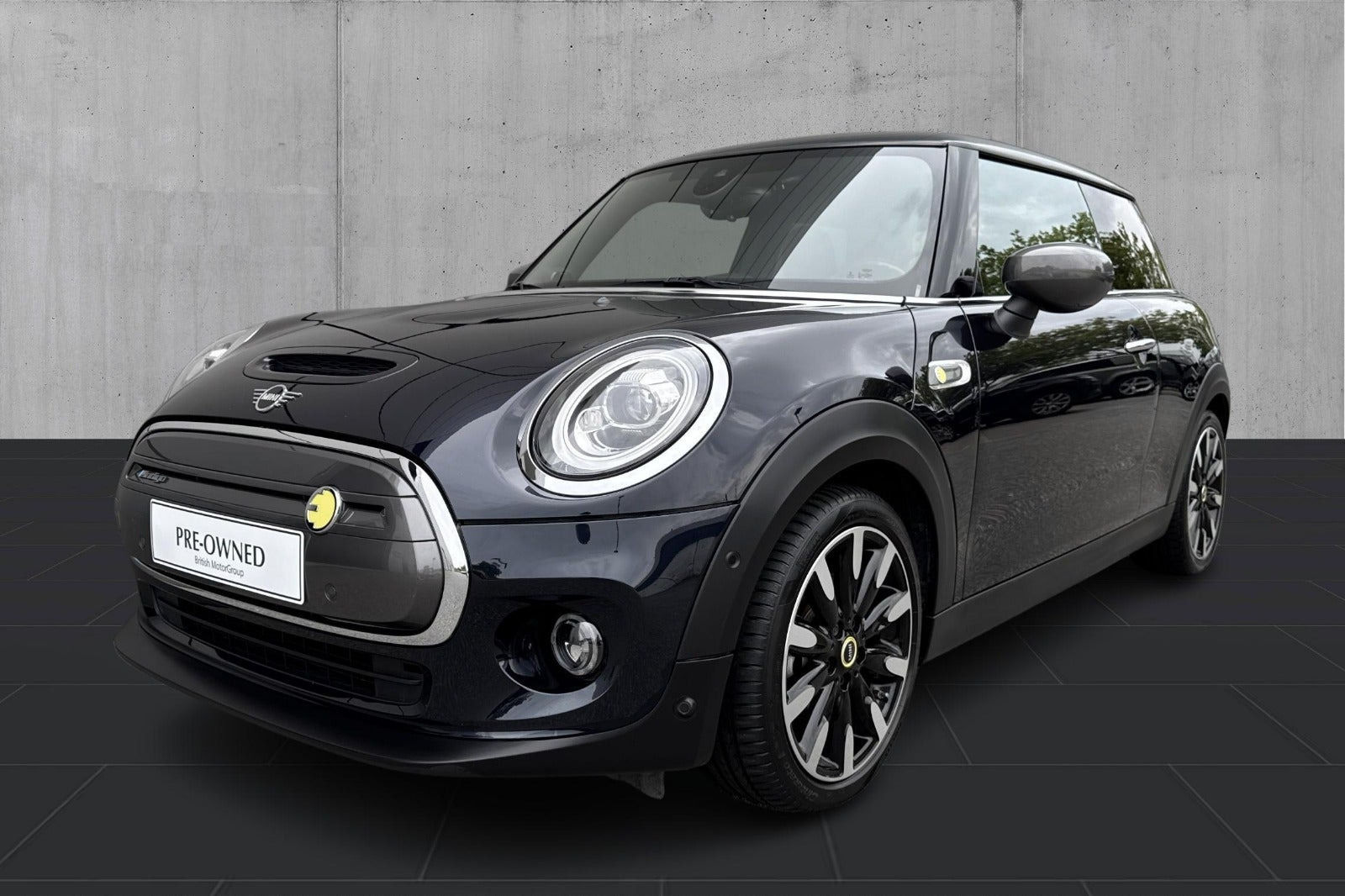 Sort Mini Cooper SE fra 2021