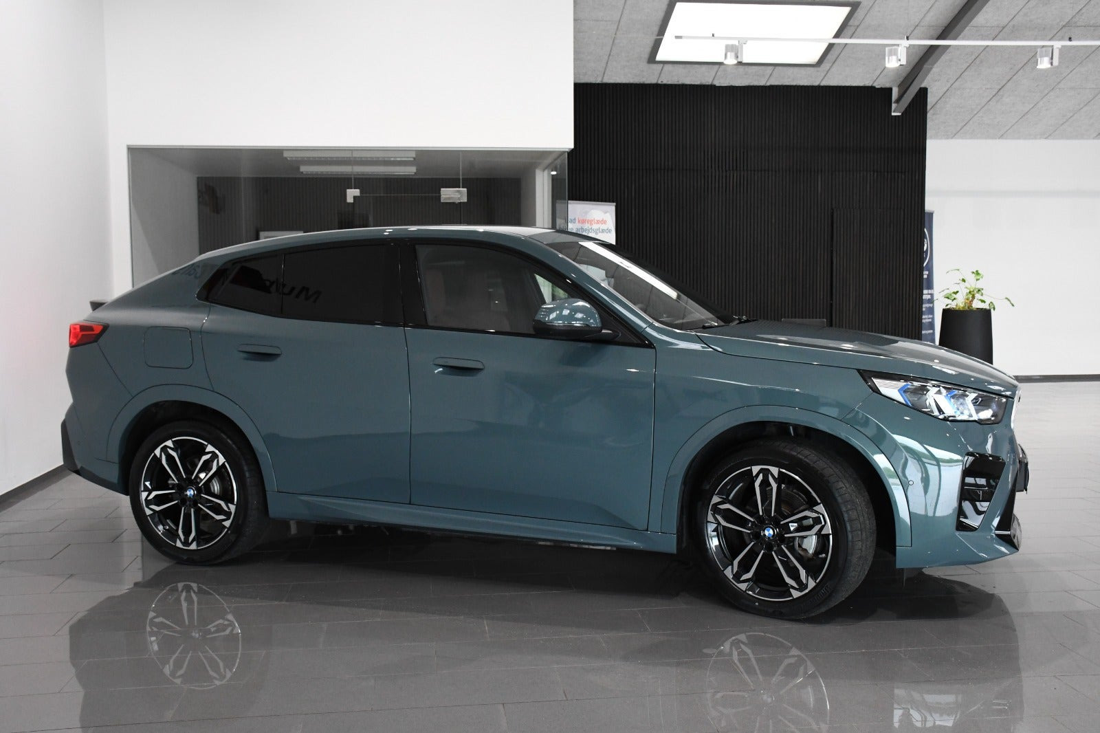 undefined BMW iX2 fra 2025