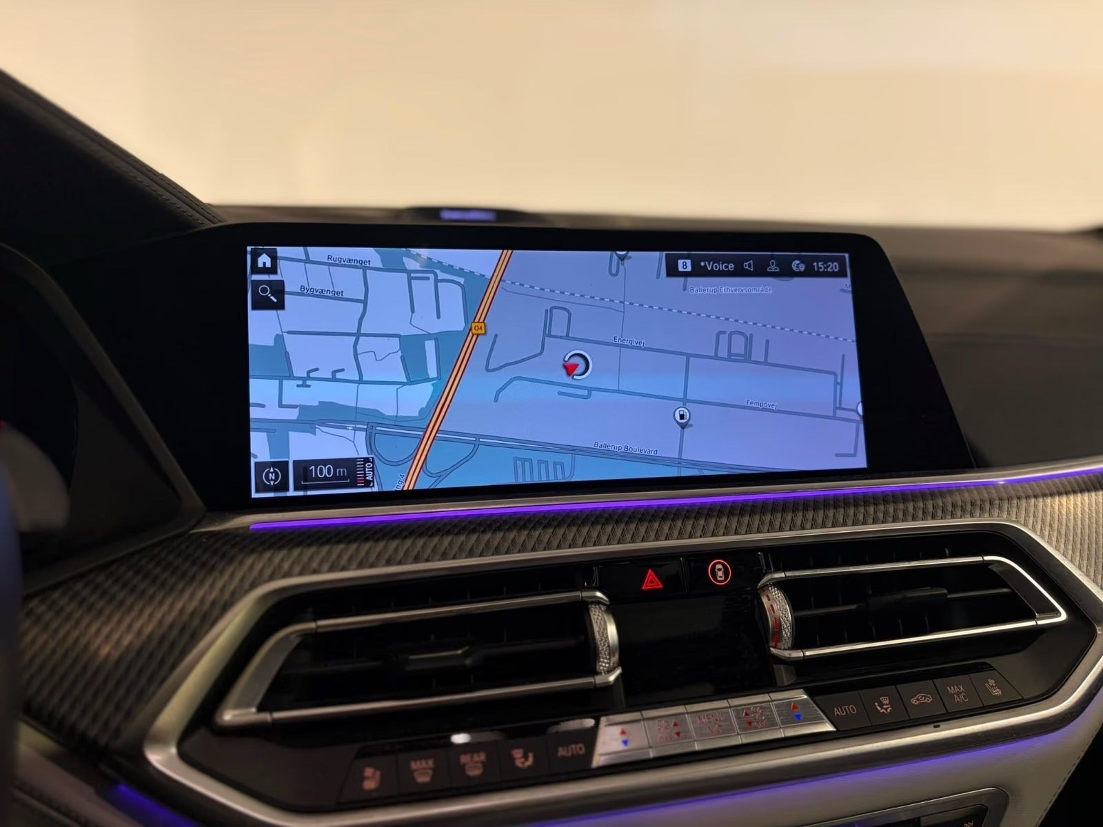 Sølv BMW X5 fra 2021