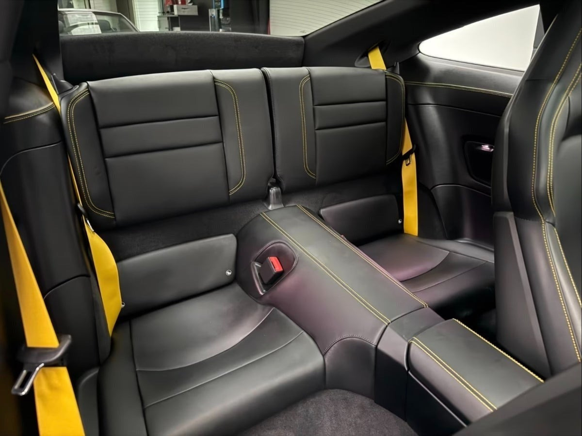 Sort Porsche 911 Carrera 4S fra 2021