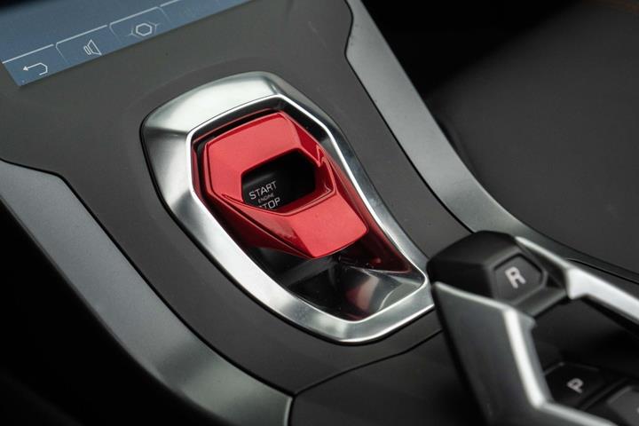 Sort Lamborghini Huracan fra 2021
