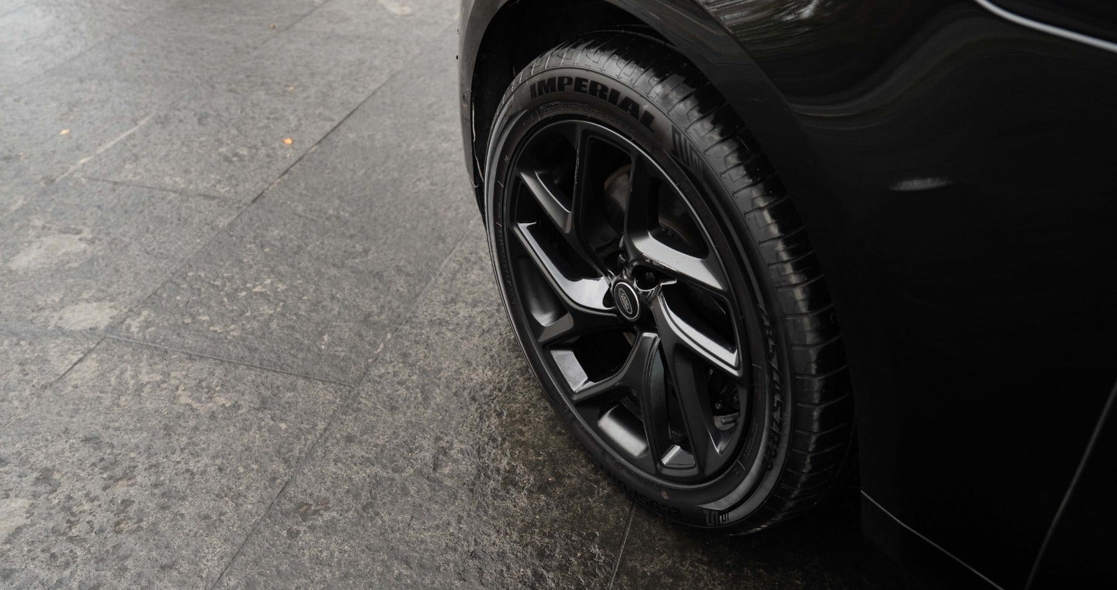 Sort Land Rover Range Rover sport fra 2023