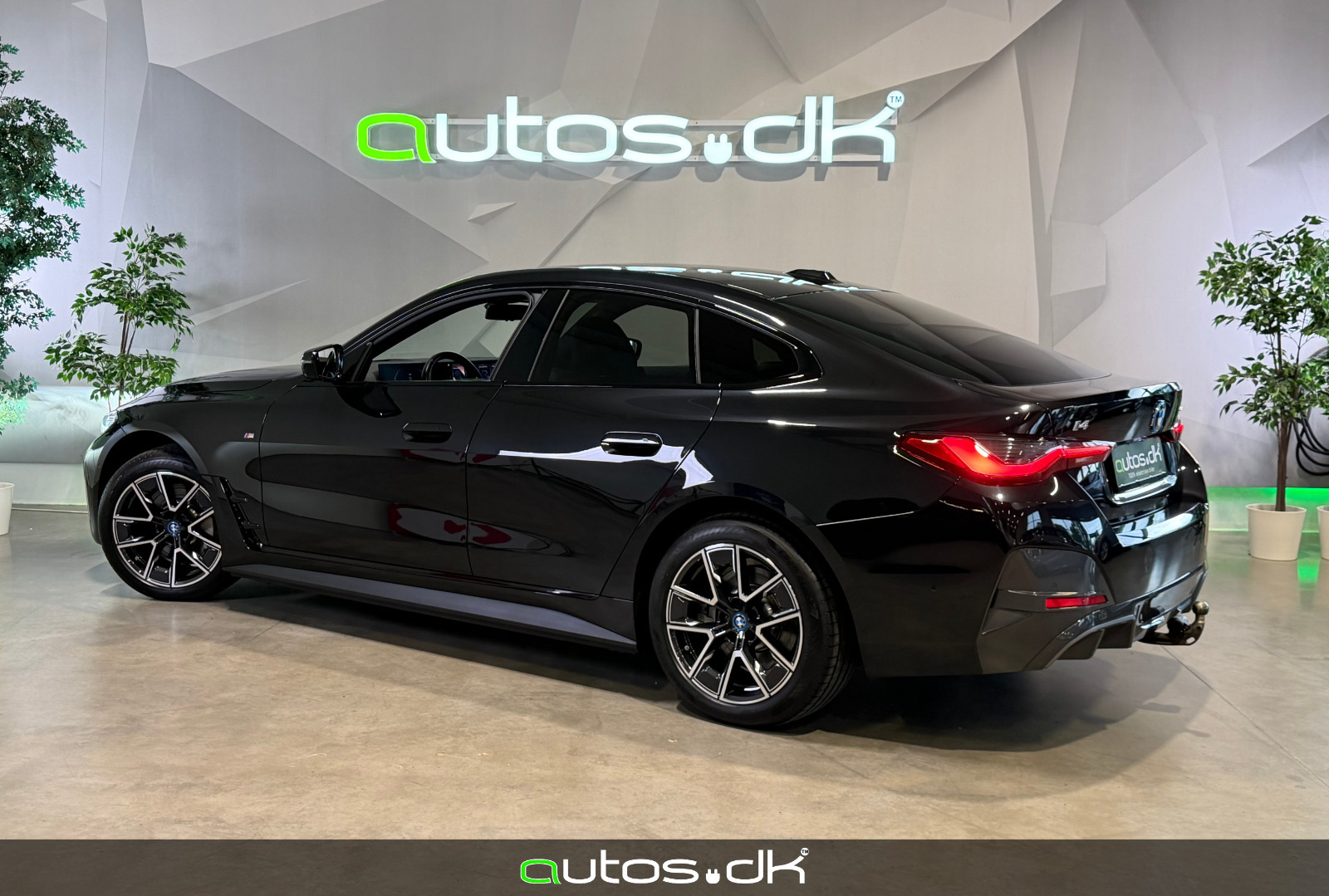 Sort BMW i4 fra 2023