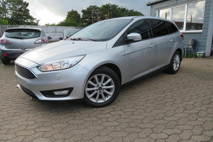 Sølv Ford Focus fra 2016