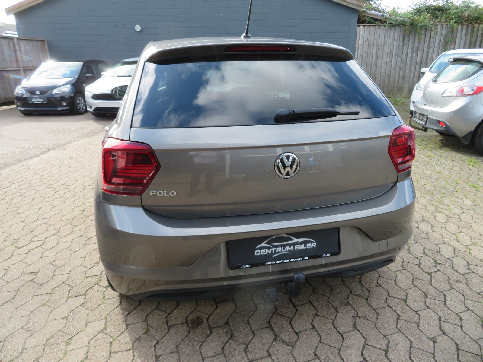 Grå VW Polo fra 2018