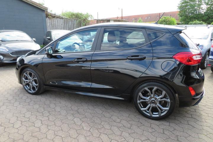 Sort Ford Fiesta fra 2018
