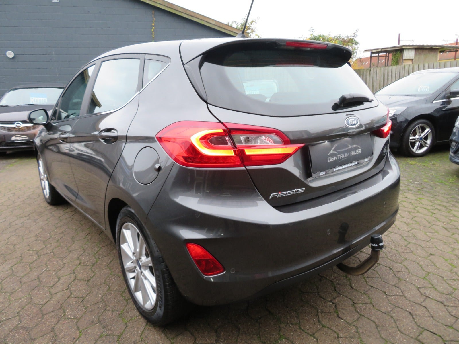 Grå Ford Fiesta fra 2018
