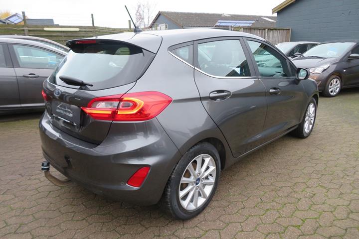 Grå Ford Fiesta fra 2018