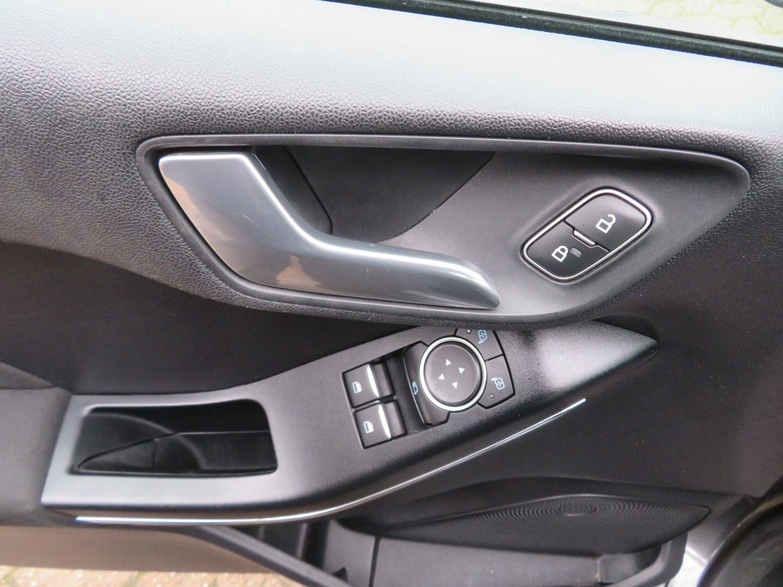 Grå Ford Fiesta fra 2018