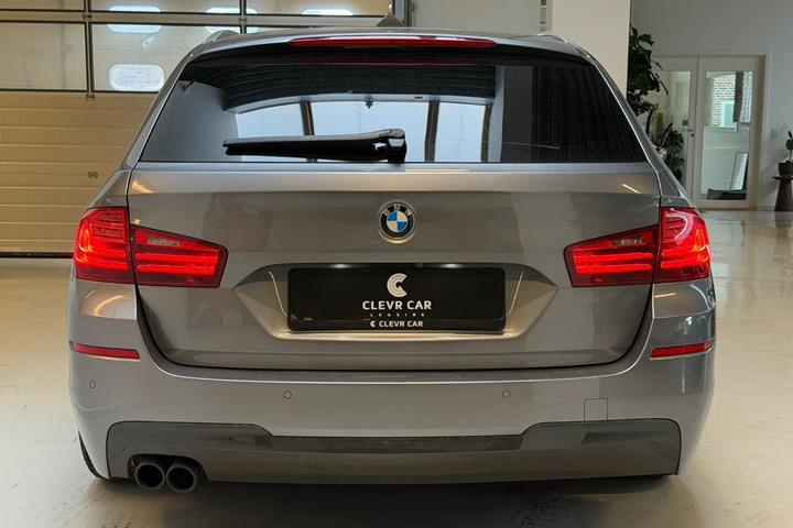 Sølv BMW 520d fra 2016