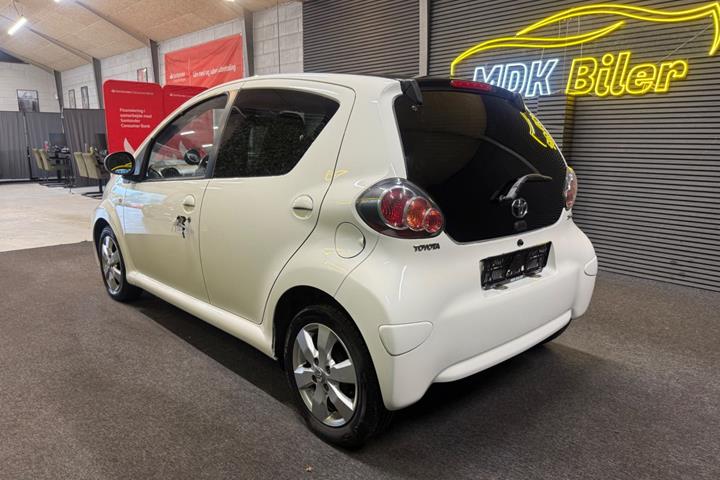 undefined Toyota Aygo fra 2012
