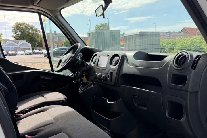 Hvid Renault Master III T35 fra 2018