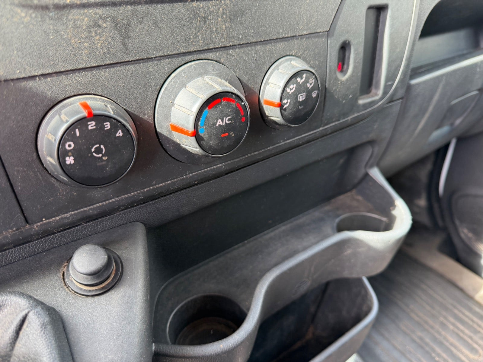 Hvid Renault Master III T35 fra 2018
