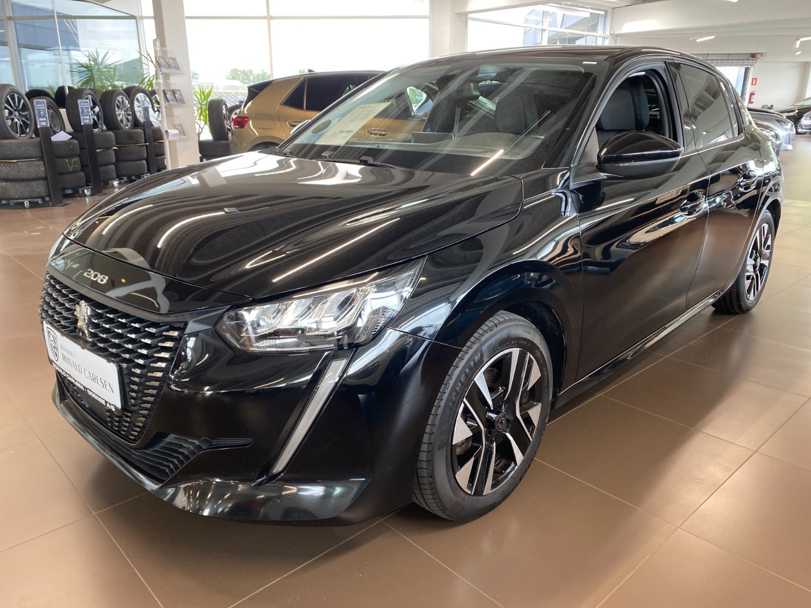 Peugeot 208 1,2 PureTech 100 Edition:210+