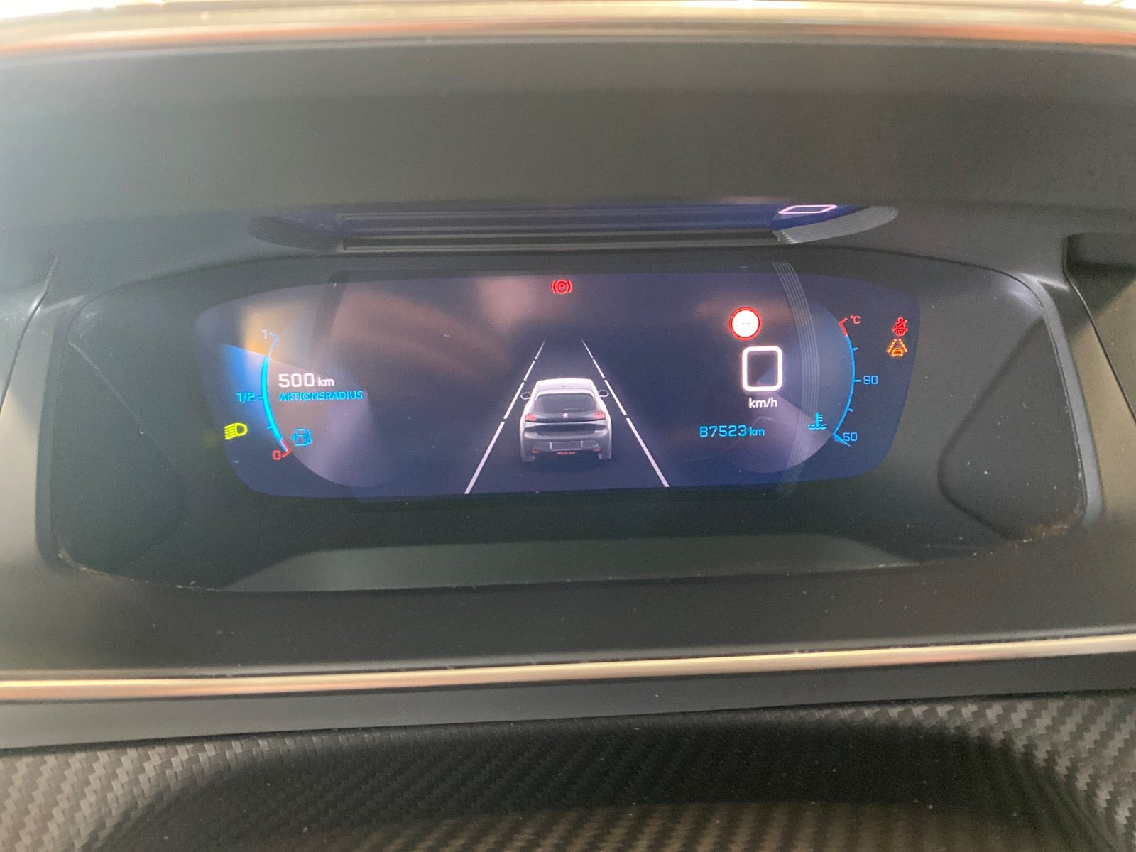 Sort Peugeot 208 fra 2020