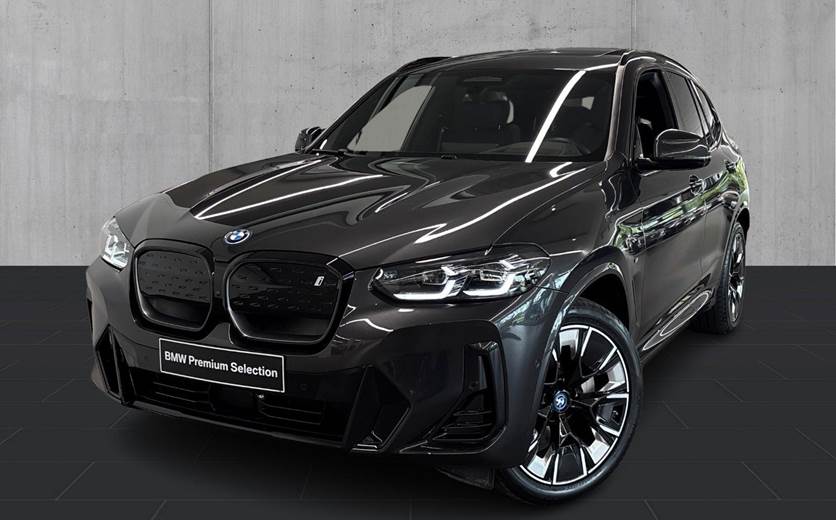 BMW iX3 Charged Plus M-Sport