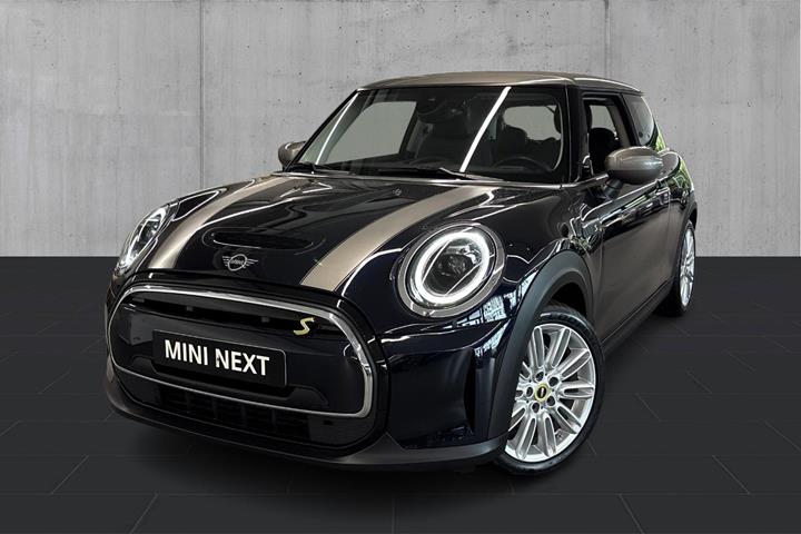 Sort Mini Cooper SE fra 2023