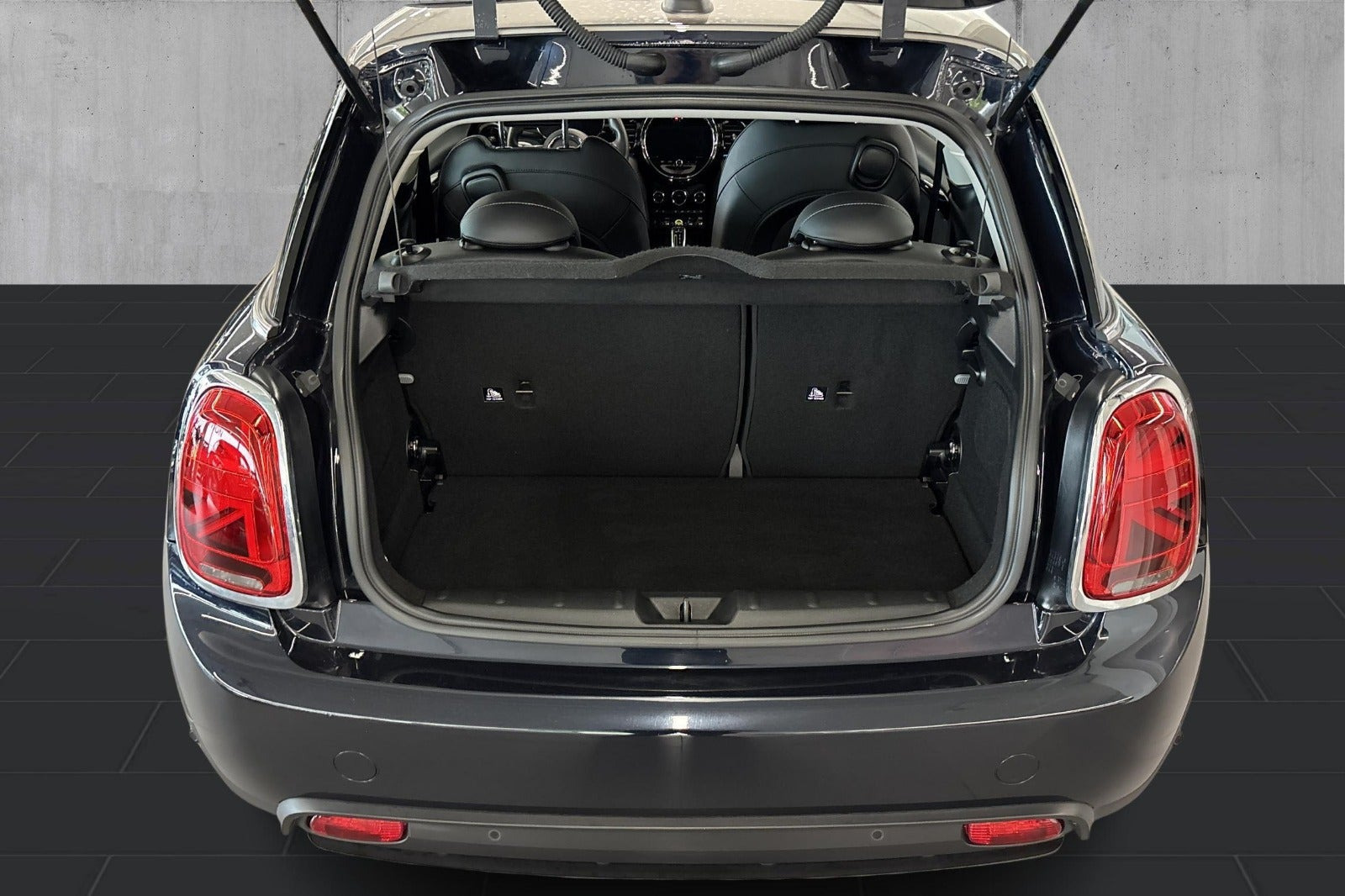 Sort Mini Cooper SE fra 2023