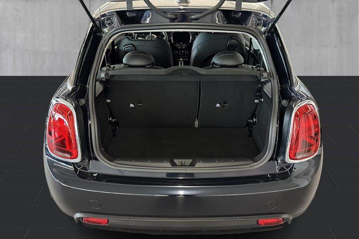 Sort Mini Cooper SE fra 2023