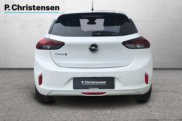 Hvid Opel Corsa-e fra 2023