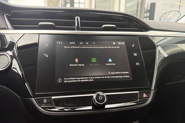 Hvid Opel Corsa-e fra 2023