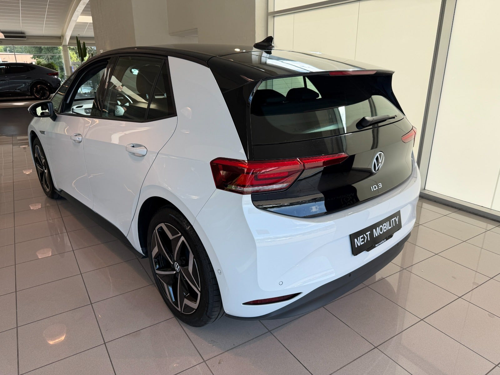 Hvid VW ID.3 fra 2023