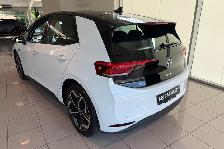 Hvid VW ID.3 fra 2023