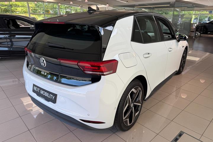Hvid VW ID.3 fra 2023