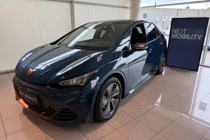 Blå Cupra Born fra 2022