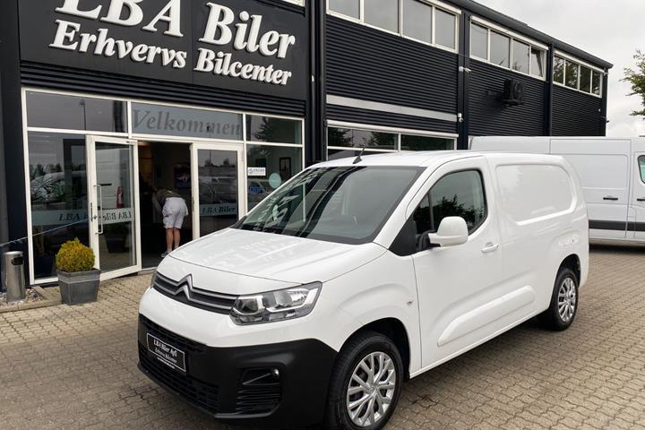 Hvid Citroën Berlingo fra 2021
