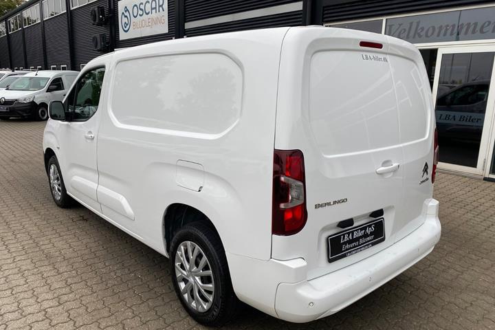 Hvid Citroën Berlingo fra 2021