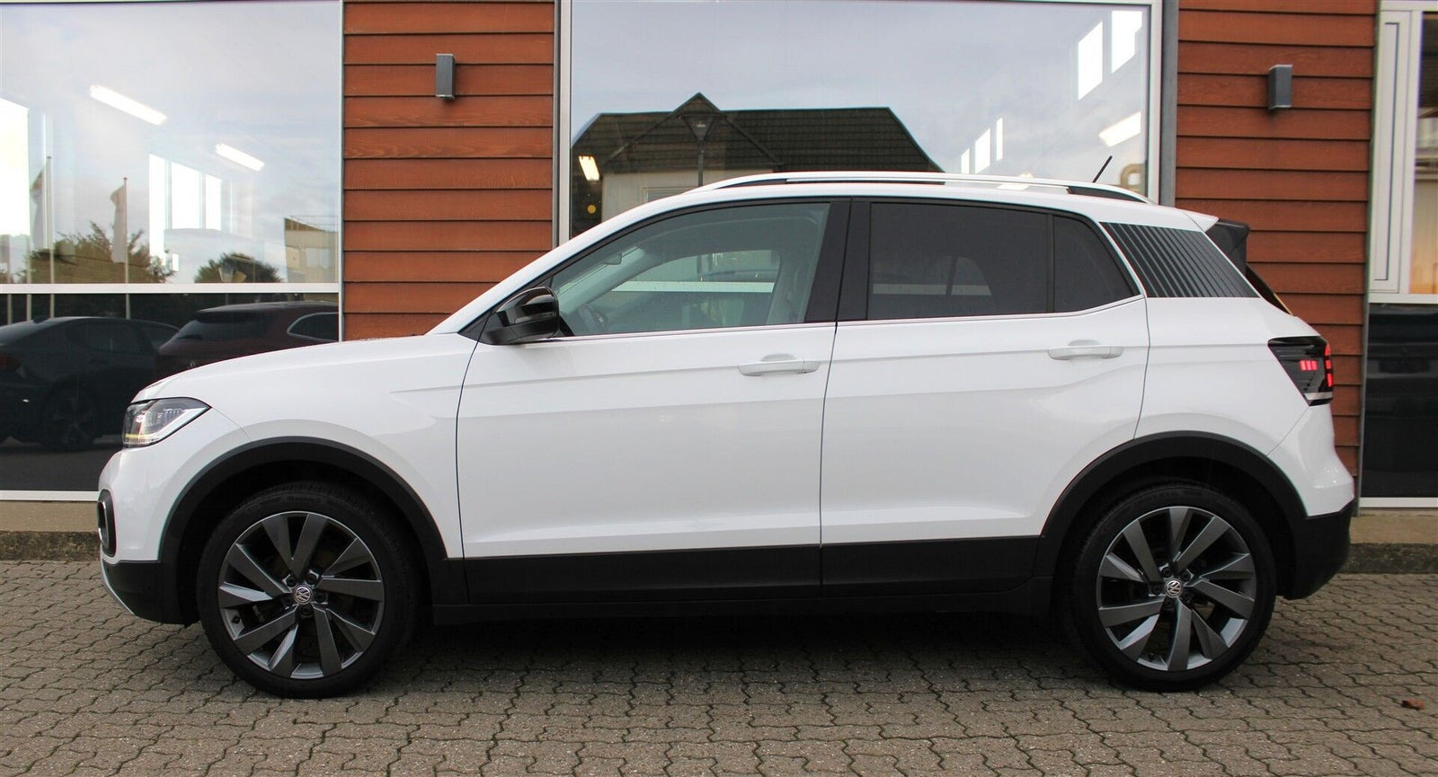 Hvid VW T-Cross fra 2019