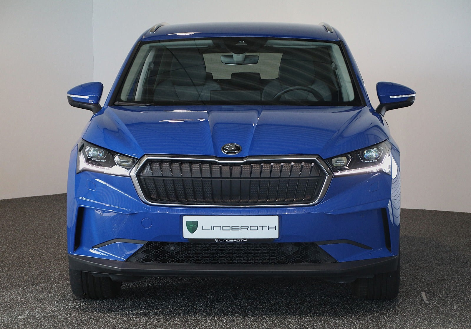 Blå Skoda Enyaq fra 2024