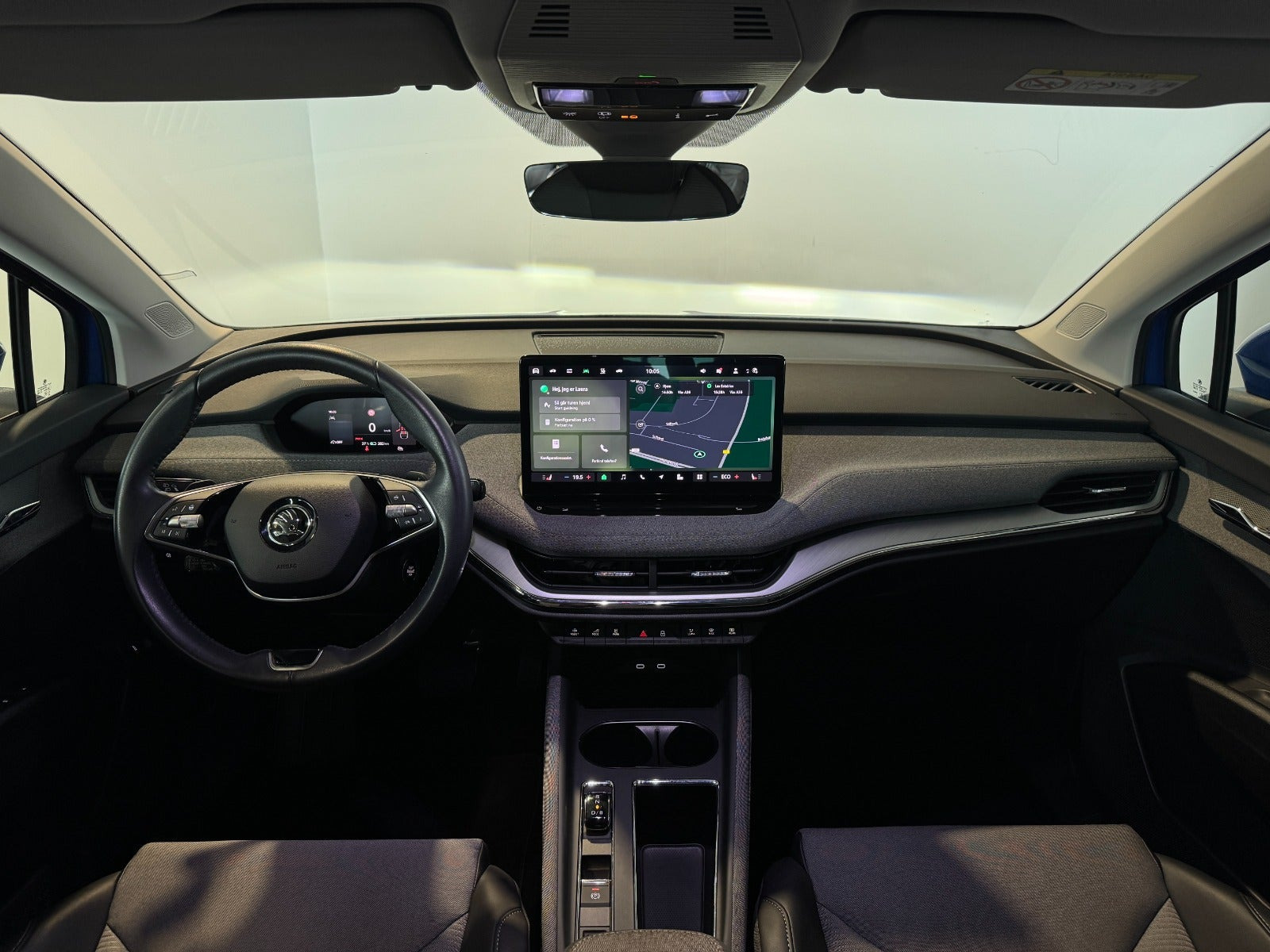 Blå Skoda Enyaq fra 2024