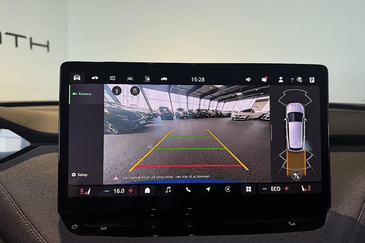 Blå Skoda Enyaq fra 2024