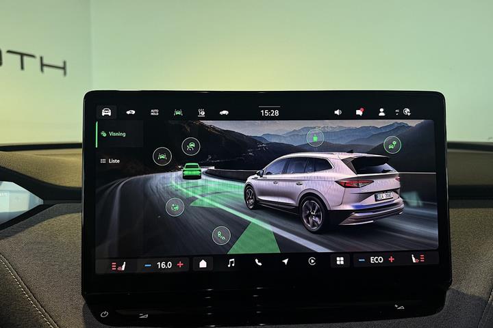 Blå Skoda Enyaq fra 2024