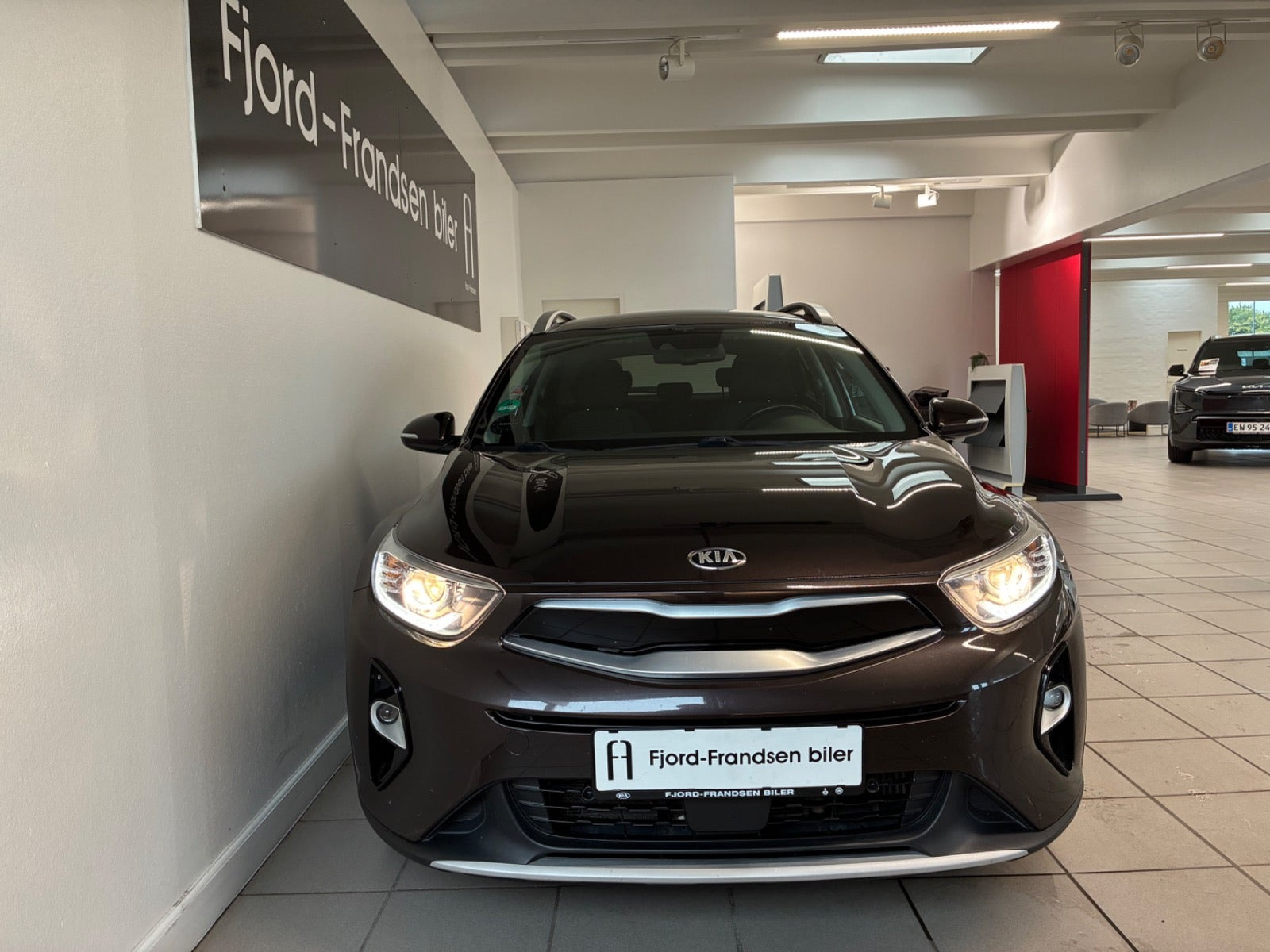 Brun Kia Stonic fra 2019