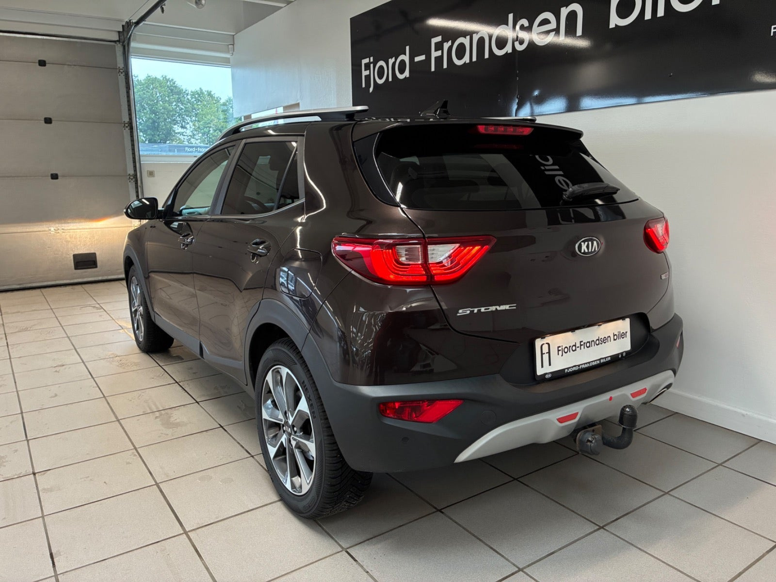 Brun Kia Stonic fra 2019