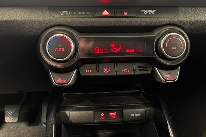 Brun Kia Stonic fra 2019