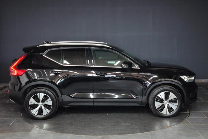 Sort Volvo XC40 fra 2021