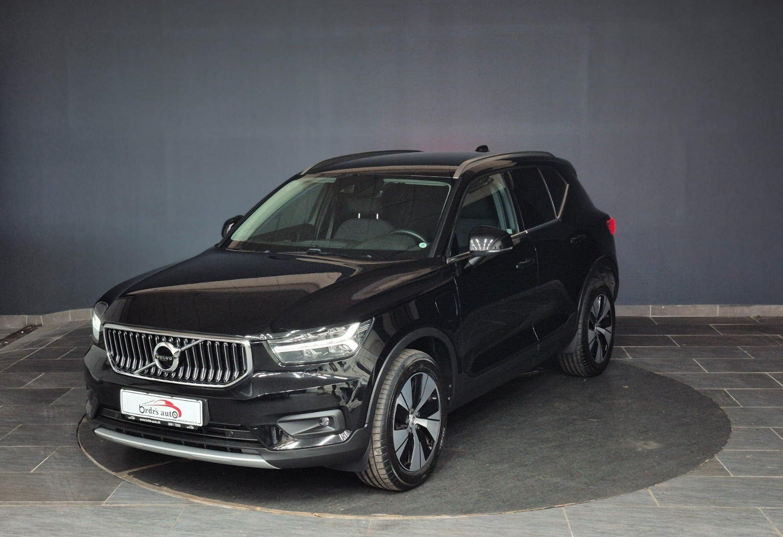 Sort Volvo XC40 fra 2021