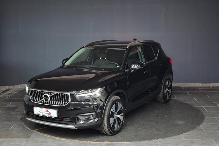 Sort Volvo XC40 fra 2021