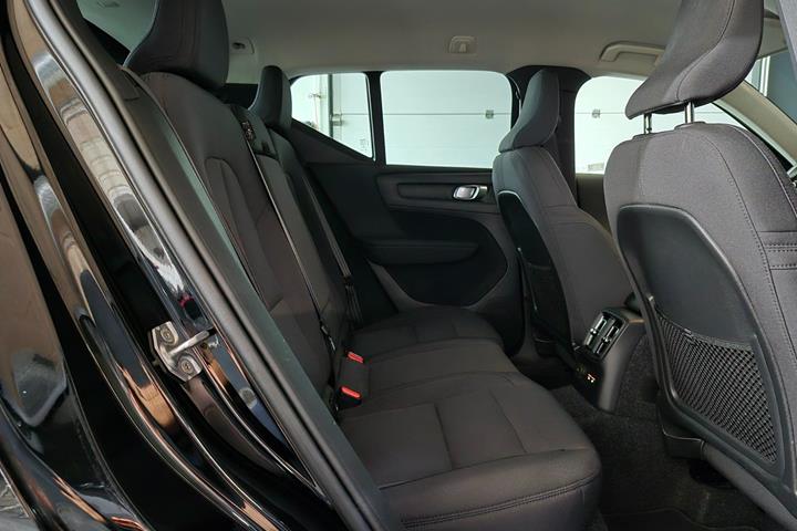 Sort Volvo XC40 fra 2021