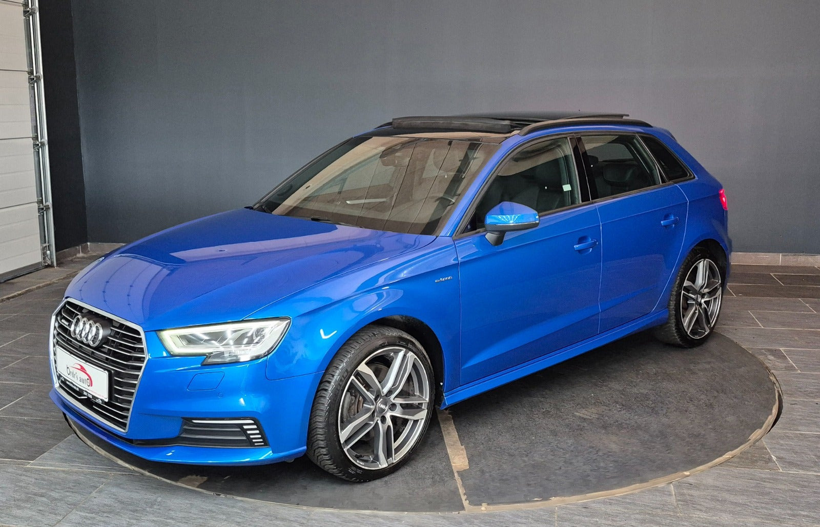 Blå Audi A3 fra 2018